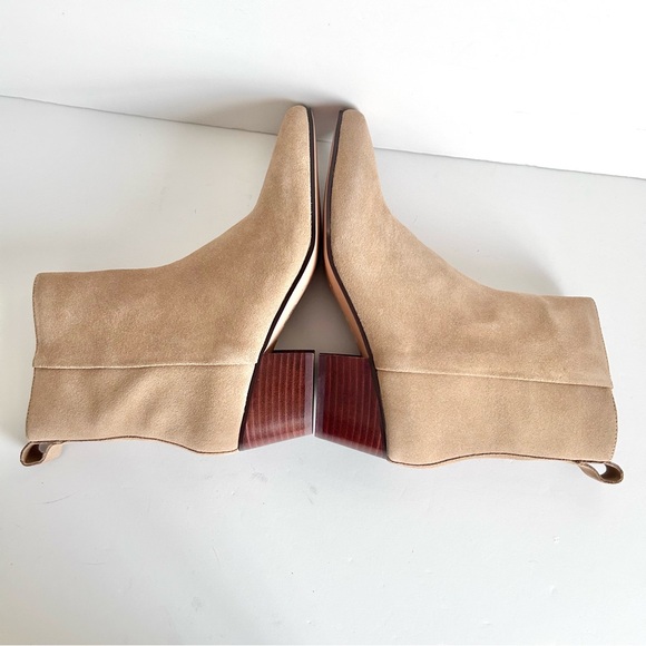 NEW IN BOX J. Crew Calf Suede Western Boot. Beige. Size: 7 - Picture 4 of 16